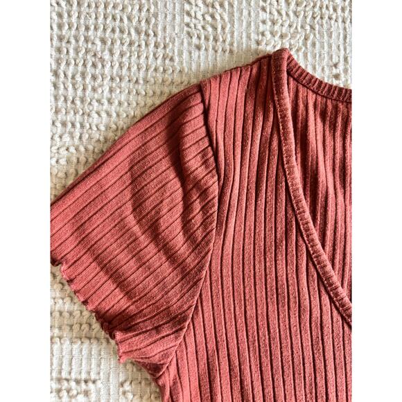 Forever 21 Pink Rib Knit Crop Top Short Sleeve Shirt Faux Buttons Size Large - Picture 3 of 9